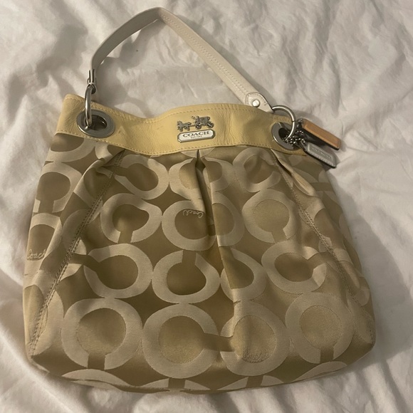 Coach champagne/gold tote bag w/ exchangeable strap. Great with blue jeans! - Picture 1 of 8